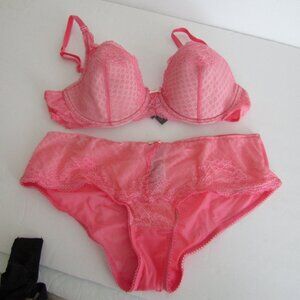 Anthropologie Bra and Panty Set 36C/Medium, NWOT